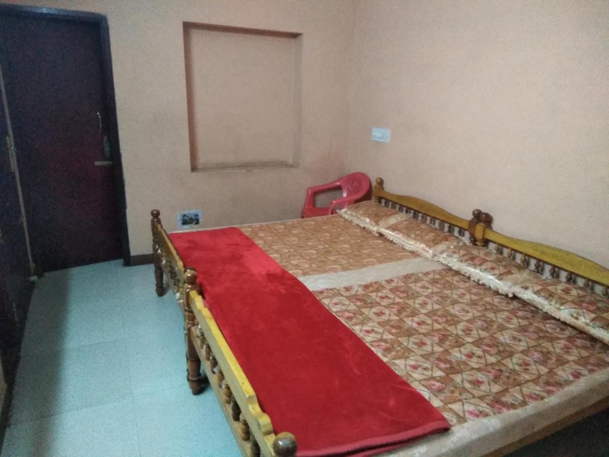 Maniis Homestay Валпарай Экстерьер фото