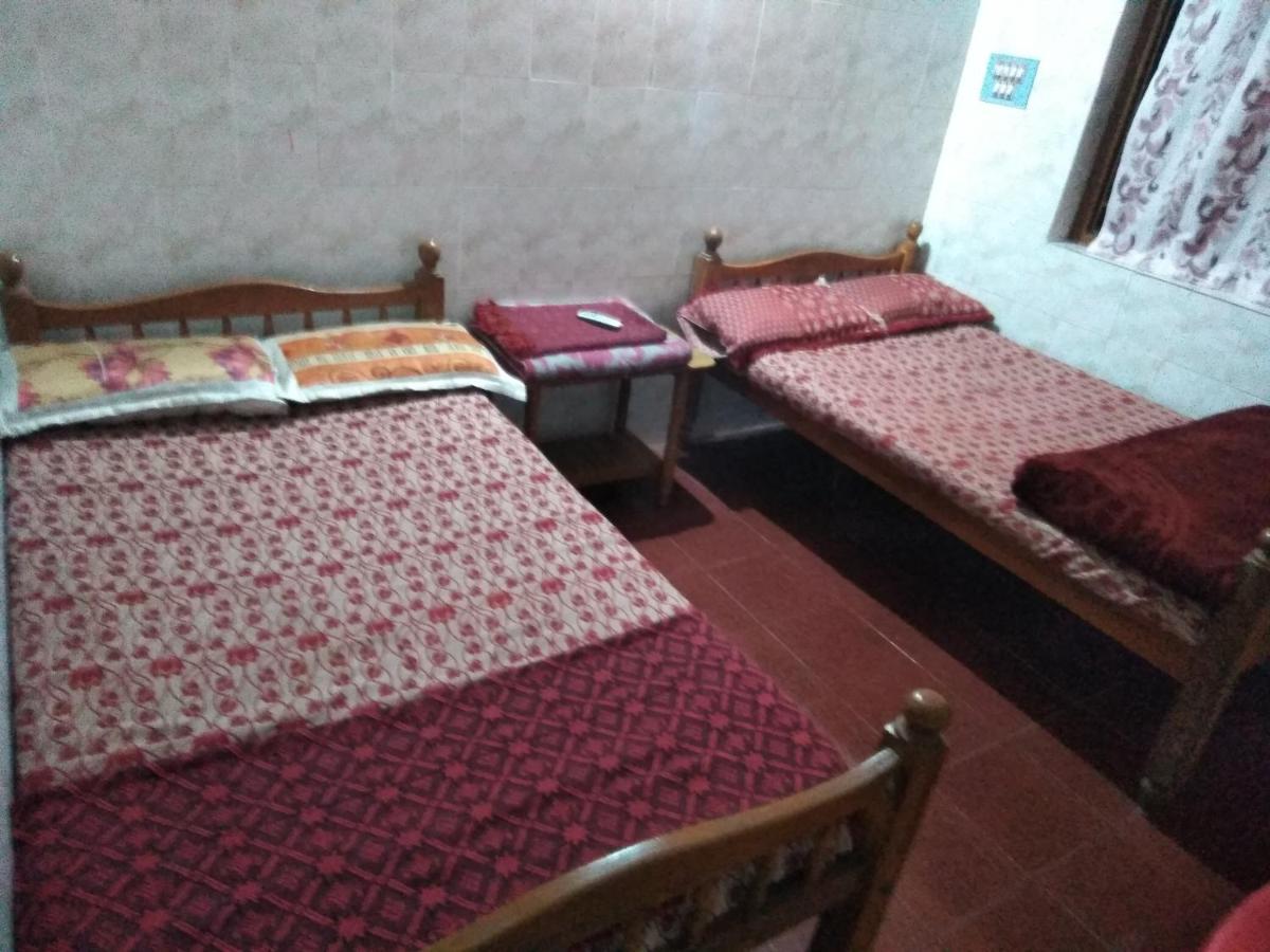 Maniis Homestay Валпарай Экстерьер фото